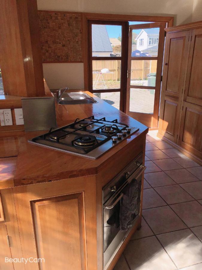 Papanui Road Holiday Home Κράισττσερτς Εξωτερικό φωτογραφία
